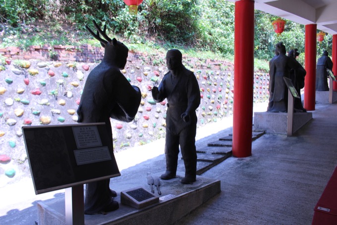 西成のサウナよりヤバイ!?  台湾の奇寺「金剛宮」に行ってみた! 死んだ男の目から手、のこぎりで足を切断も…!の画像7