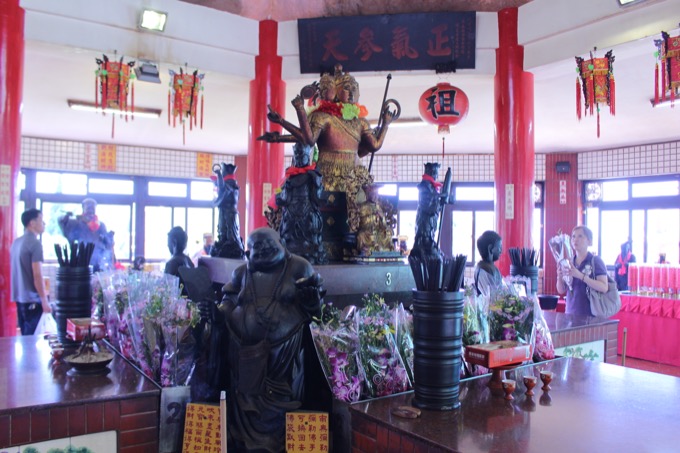西成のサウナよりヤバイ!?  台湾の奇寺「金剛宮」に行ってみた! 死んだ男の目から手、のこぎりで足を切断も…!の画像9