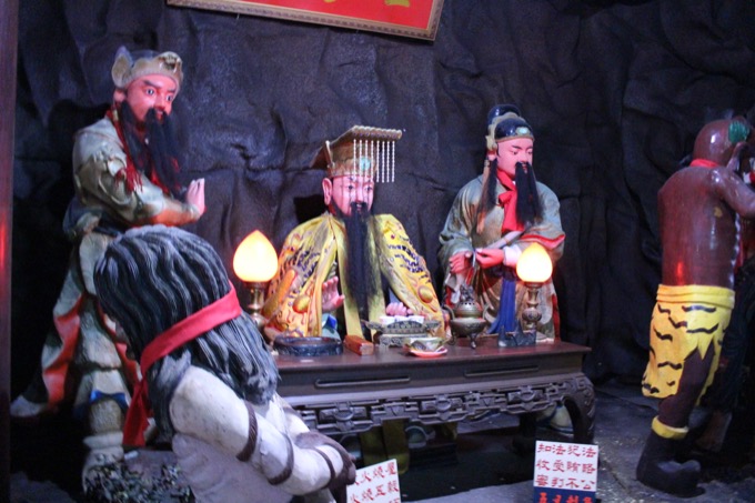 西成のサウナよりヤバイ!?  台湾の奇寺「金剛宮」に行ってみた! 死んだ男の目から手、のこぎりで足を切断も…!の画像13