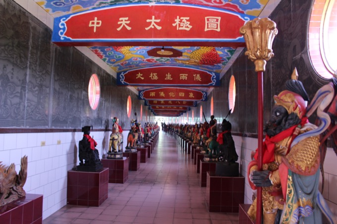 西成のサウナよりヤバイ!? 台湾の奇寺「金剛宮」に行ってみた! 死んだ男の目から手、のこぎりで足を切断も…!の画像18