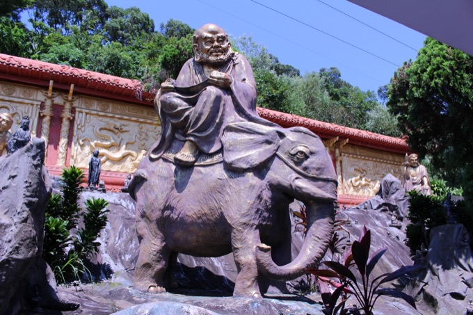西成のサウナよりヤバイ!?  台湾の奇寺「金剛宮」に行ってみた! 死んだ男の目から手、のこぎりで足を切断も…!の画像24