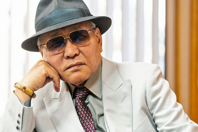 男・山根明「ボクシング騒動と人生」を語る！クソ女、目ん玉くり抜き、謎の数珠、即死寸前ダイヴ、ヤクザ風ファッション…の画像6