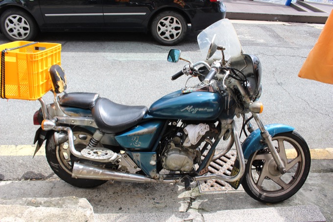 韓国の「バイク観察」が面白すぎる！ ボロすぎて逆に超カッコイイ写真12連発…魔改造、マッドマックス、ゴミ屋敷状態バイク!!の画像2