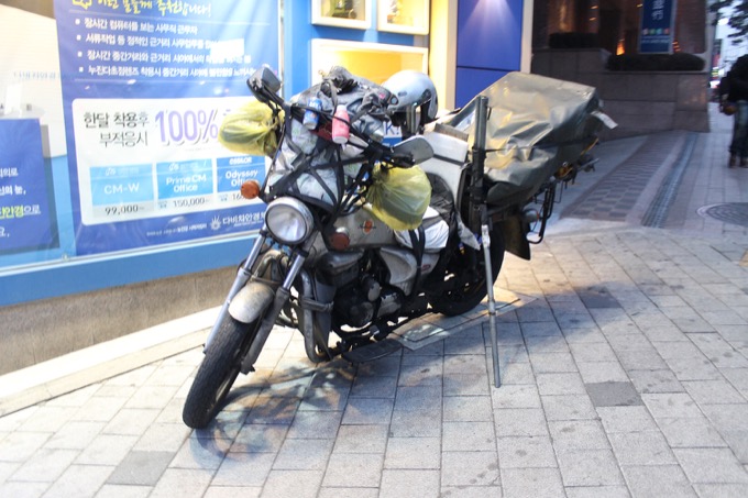 韓国の「バイク観察」が面白すぎる！ ボロすぎて逆に超カッコイイ写真12連発…魔改造、マッドマックス、ゴミ屋敷状態バイク!!の画像8