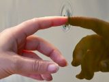 【量子】史上初、反物質を使った二重スリット実験が成功! 陰と陽の東洋思想的世界観が現実に… 物質ミステリーがアツい!