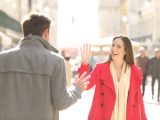 好きなアノ人がきっと振り向く“引き寄せ4択占い”! 引き寄せラッキーカラーも判明、Love Me Doが徹底アドバイス!