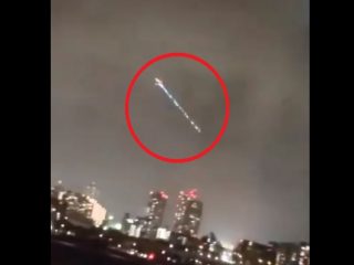 スクープ！ 隅田川花火大会に「一反木綿型UFO」出現、激ヤバ映像流出！ 識者が検証「断じてトイレットペーパーではない」