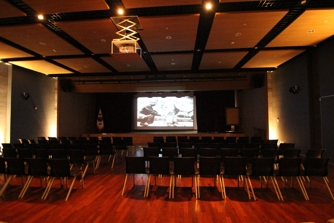 韓国・済州島の「反日施設」がヤバすぎて悶絶! 日本兵の過激拷問を再現、無数の骸骨、日本軍が掘ったガチ塹壕…村田らむが潜入!の画像11