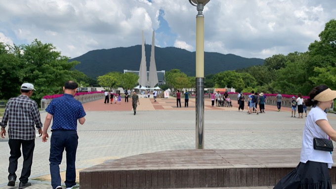 韓国最大の反日施設『独立記念館』に村田らむが潜入！閲覧注意レベルの怖い日本人、拷問股裂き、慰安婦再現模型も…の画像1