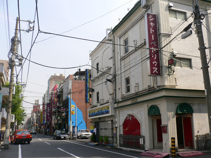 ドヤ街山谷の現状2019！ドイツ人に向かってホームレスが「ハイル・ヒトラー」と絶叫!! 刃物男、不穏な公園…村田らむが取材！の画像9