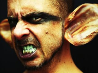 ゴブリンが一家10人以上を惨殺！地元紙報道、周囲に呪いの道具…ジンバブエの連続殺人事件！