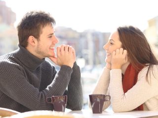 本当は心が通じ合ってない？ 「恋人理解度」がわかる4択占い…Love Me Doが解説！