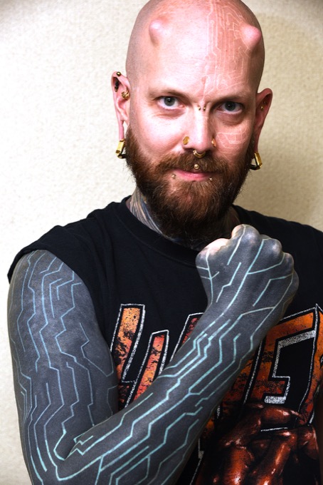 身体改造ニュースどこよりも詳しいまとめ！ マイクロチップ体内埋め込み、『クレイジージャーニー』を振り返る、トカナ編集長もサイボーグに…ケロッピー前田！の画像8