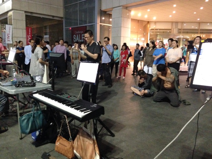 ホームレス集団、ド美女の立ちんぼ…韓国の激やばスラム街「ヨンドゥンポ（永登浦）」に村田らむが宿泊！の画像1