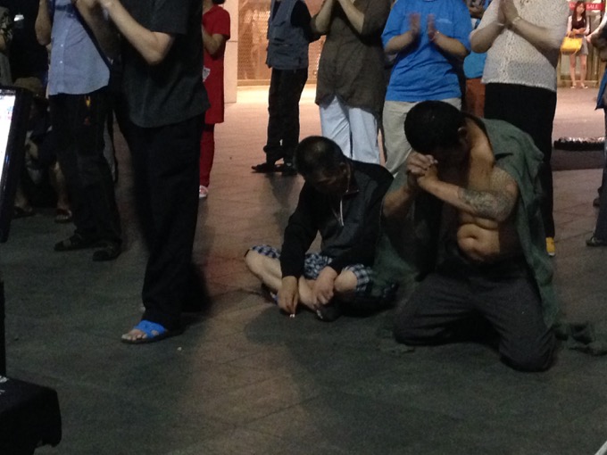 ホームレス集団、ド美女の立ちんぼ…韓国の激やばスラム街「ヨンドゥンポ（永登浦）」に村田らむが宿泊！の画像2