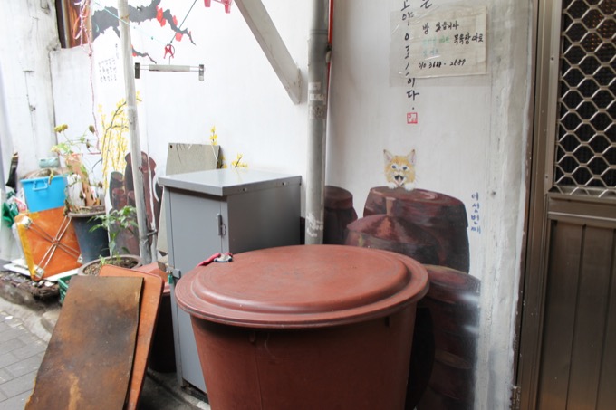 ホームレス集団、ド美女の立ちんぼ…韓国の激やばスラム街「ヨンドゥンポ（永登浦）」に村田らむが宿泊！の画像15