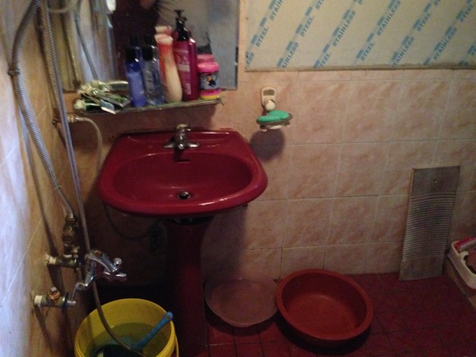 ホームレス集団、ド美女の立ちんぼ…韓国の激やばスラム街「ヨンドゥンポ（永登浦）」に村田らむが宿泊！の画像20