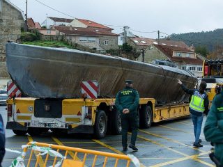 超大型の「ドラッグ輸送・潜水艦」が拿捕される！ 麻薬ビジネスのスケール拡大…3トン132億円相当！