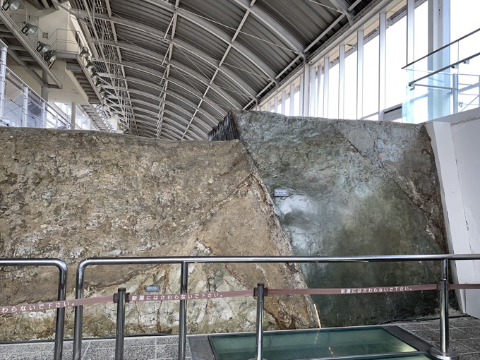 地震の凄まじさと脅威を取材！ 阪神大震災が起きた時のママ残した恐怖の断層、311体験施設も…村田らむが北淡震災記念公園に潜入！の画像8