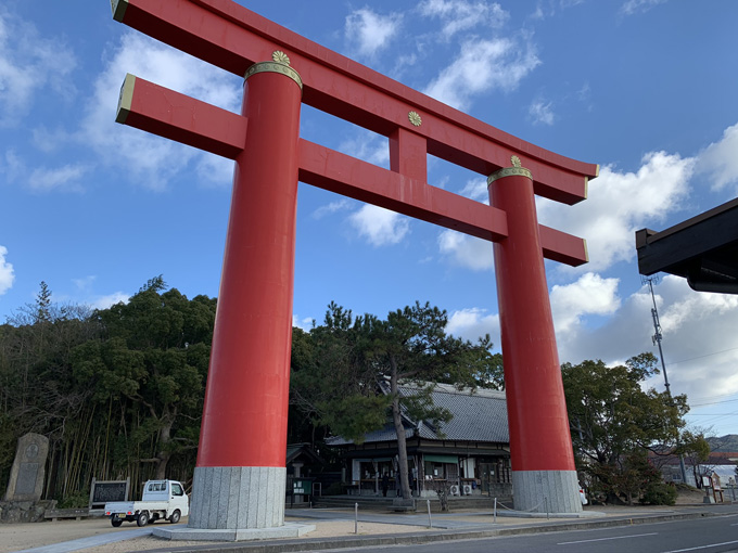 「おのころ島神社→淡路ワールドパークONOKORO」淡路島を村田らむが満喫！ ボリビアのまじない人形から立体迷路まで！の画像2