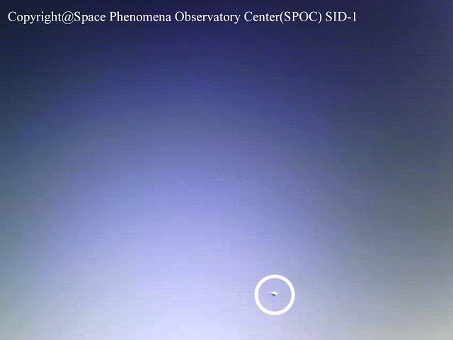 【世界初の映像】出現と消滅をくり返す「カプセル型UFO」3機が東京上空で激撮される！ 詳細分析で驚愕の事実判明！の画像5