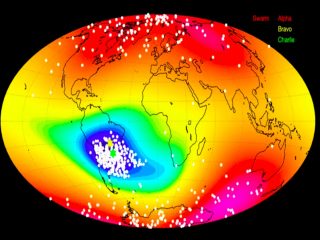 地球の磁場が弱体化、真っ二つに分裂中！ ポールシフト（磁極逆転）開始で文明崩壊＆人類滅亡か！