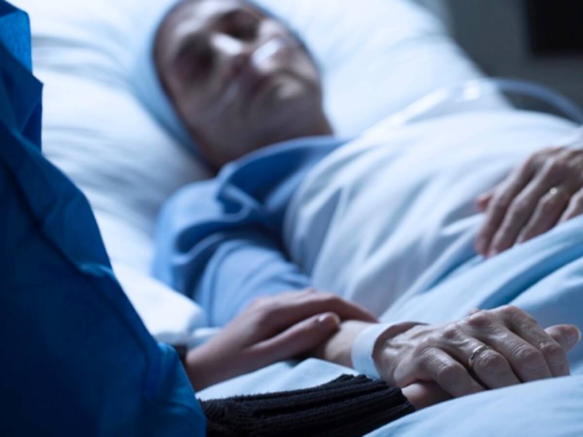 死に際の人間に“声をかける”のは有効だった！ 死ぬ寸前まで聴覚は残っていると研究で判明！ - TOCANA Paranormal News Media