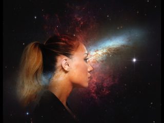 人間は4.8秒後の未来を予測できるという研究は「ホログラム宇宙論」を裏付けている!? 「胸騒ぎ」で未来は変わる！