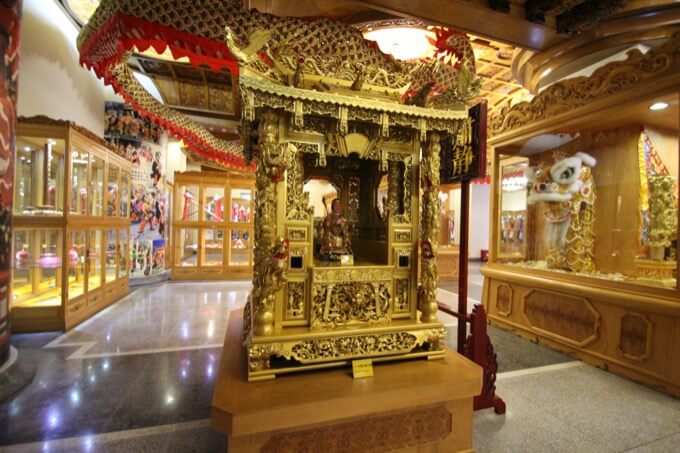 「ブッダというよりブタ」な巨大仏像から邪悪なオーラが…！ 中国の激レア＆キモすぎる観光スポット「雲天文化城」に村田らむが潜入！の画像8