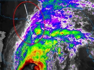 【緊急・重要】HAARP並にやばいエネルギー兵器「DEW」が米宇宙軍基地を急襲！ 宇宙人、気象兵器、中国衛星、人工ハリケーン…深まる謎