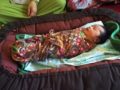 風が吹いただけで妊娠・出産してしまった女「突風の15分後に突然腹が膨らみ始め…」