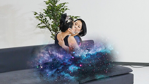 グラドル・橋本梨菜が喘ぎまくる!! 宇宙エネルギー、筋肉反射… 新世代オーガズムの超快感を検証するケンコバ×TOCANA番組最新話！の画像2