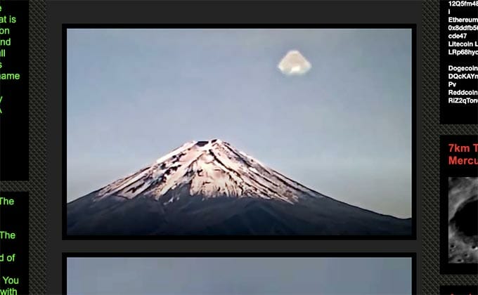 富士山に巨大UFO出現？ 四角形の光る窓や推進装置も...!?の画像1