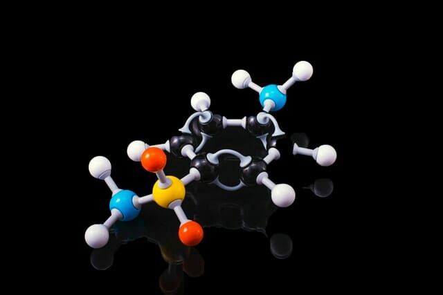 「物質の透明化」にMITが初成功！ 不気味な量子効果ついに実証、透明人間もうすぐ誕生か？の画像3