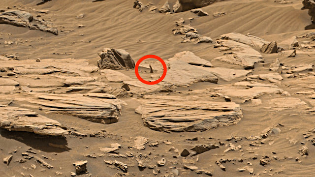 火星の地表に人間の脚が突き刺さっていた! 異様な発見に研究者も大困惑(最速ニュース)の画像3
