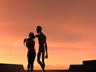 拉致加害者の宇宙人と恋に落ちた女！ テレパシーで会話、互いの星を往来し…！