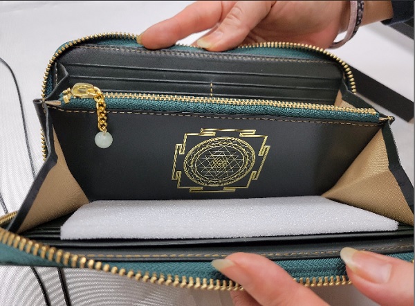 波動レベル「-100」の人間には何が起こる!? 歪んだチャクラと人生を整える富の波動アイテムを専門家に取材！の画像13