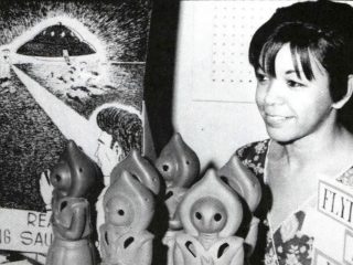 土星人のビームが直撃したバーバラ・ハドソンの壮絶人生！ 5年後に謎の男がやって来て… 全ては罠だった？