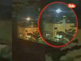 ビルの屋上に白衣の幽霊? インド警察も捜査を開始(映像)
