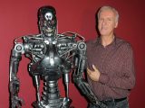 ジェームズ・キャメロン監督が警告! 「AIが世界を乗っ取っても気づく方法はない」
