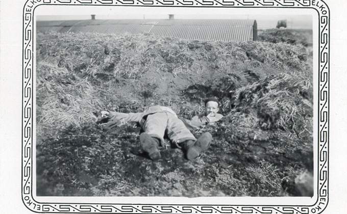 超激レア本から学ぶ切腹女子たちの歴史とは!? 驚異の陳列室「書肆ゲンシシャ」が所蔵する奇妙な本の画像2