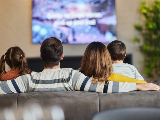 英国の2023年もっとも物議をかもしたテレビ番組20がヤバい！