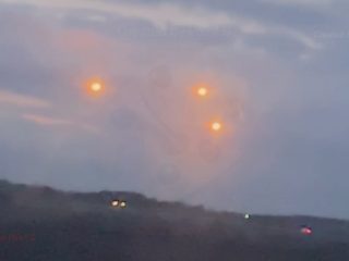 英ストーンヘンジ上空に「トライアングルUFO」が出現！ 「100%宇宙人の証拠」専門家が断言！