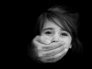 ジャニーズの性的虐待事件は日本だけの問題ではない！ グローバリストの小児性愛、人身売買、悪魔崇拝についてジェームズ斉藤が解説！