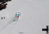 異世界へ通じる入口か、隠された基地か?雪に埋もれた「南極の巨大な扉」