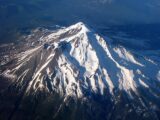 地下都市が存在し巨人がいる?!聖地「シャスタ山」の謎!レムリア大陸とも関係か