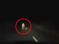 子どもの幽霊か、犯罪の罠か、深夜3時の道路に現れた謎の存在にトラック運転手が遭遇！