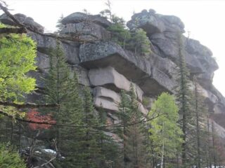 “バールベックの巨石”を超える？ ロシアで発見された常識破りの超巨石群「ゴルナヤ・ショリア」