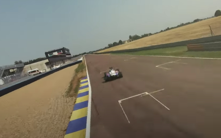 【衝撃】AIが人類に圧勝。自動運転レースカーが世界ラップレコードを粉砕の画像2