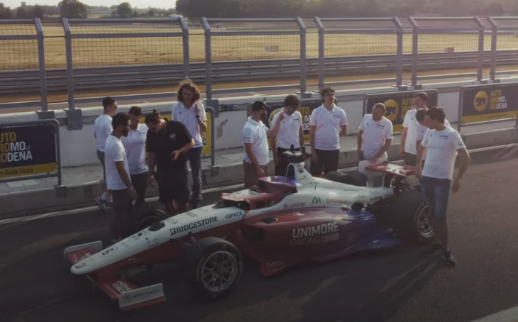 【衝撃】AIが人類に圧勝。自動運転レースカーが世界ラップレコードを粉砕の画像3